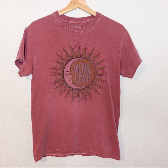 The Vinyl Icons More Love Graphic Tee Shirt - Picture 1 of 3